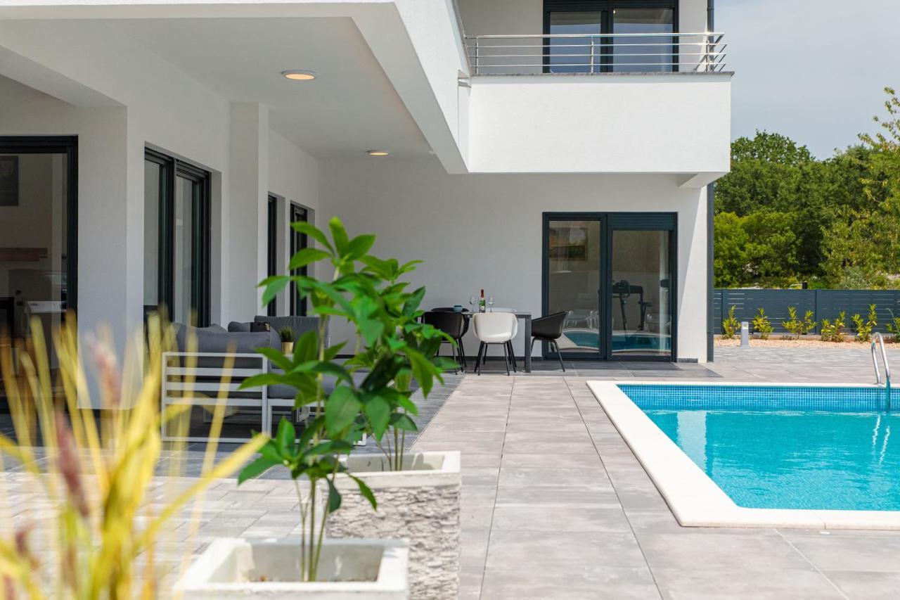 Villa Graefin Malinska Exteriér fotografie
